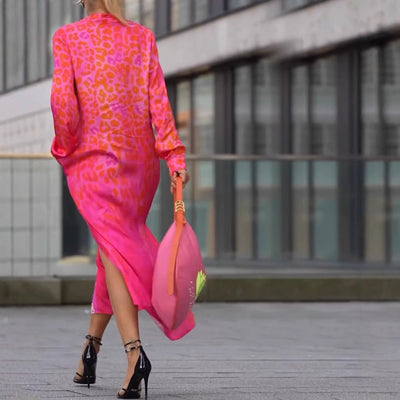 Women’s Midi Dress – Relaxed Fit – V-Neck – Long Sleeve – Animal Print – Pockets