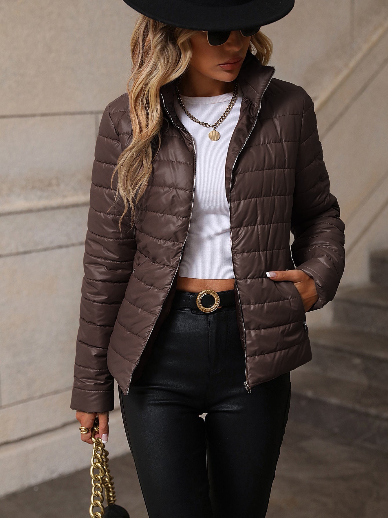 Women’s Quilted Jacket – Cotton Blend – Tailored Fit – Zip Front – Half-High Collar