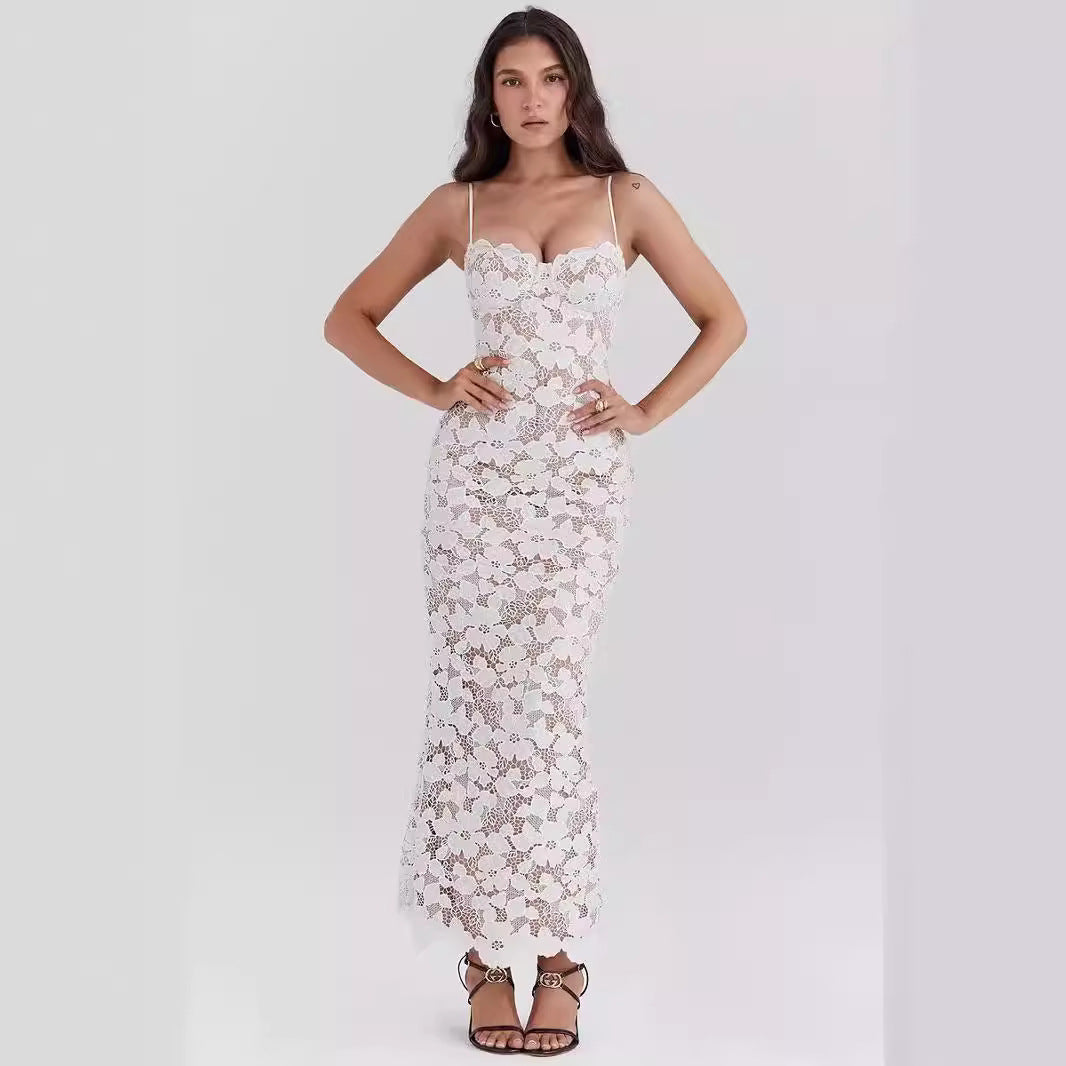 Women’s Slip Dress – Lace Fabric – Slim Fit – Sweetheart Neckline – Full Length