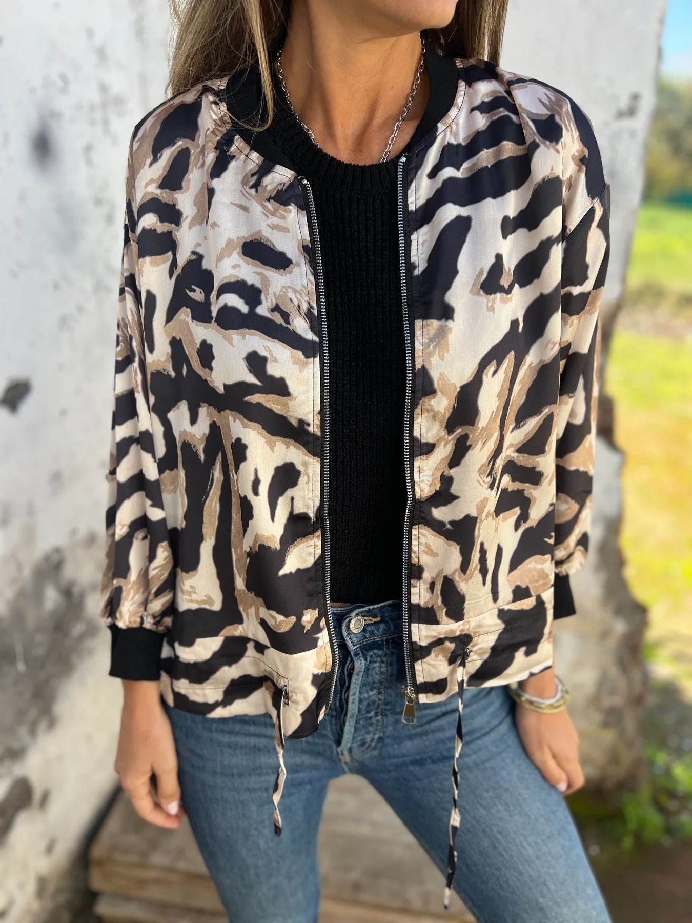 NORTHLINE STUDIO | ANIMAL PRINT BOMBER JACKET