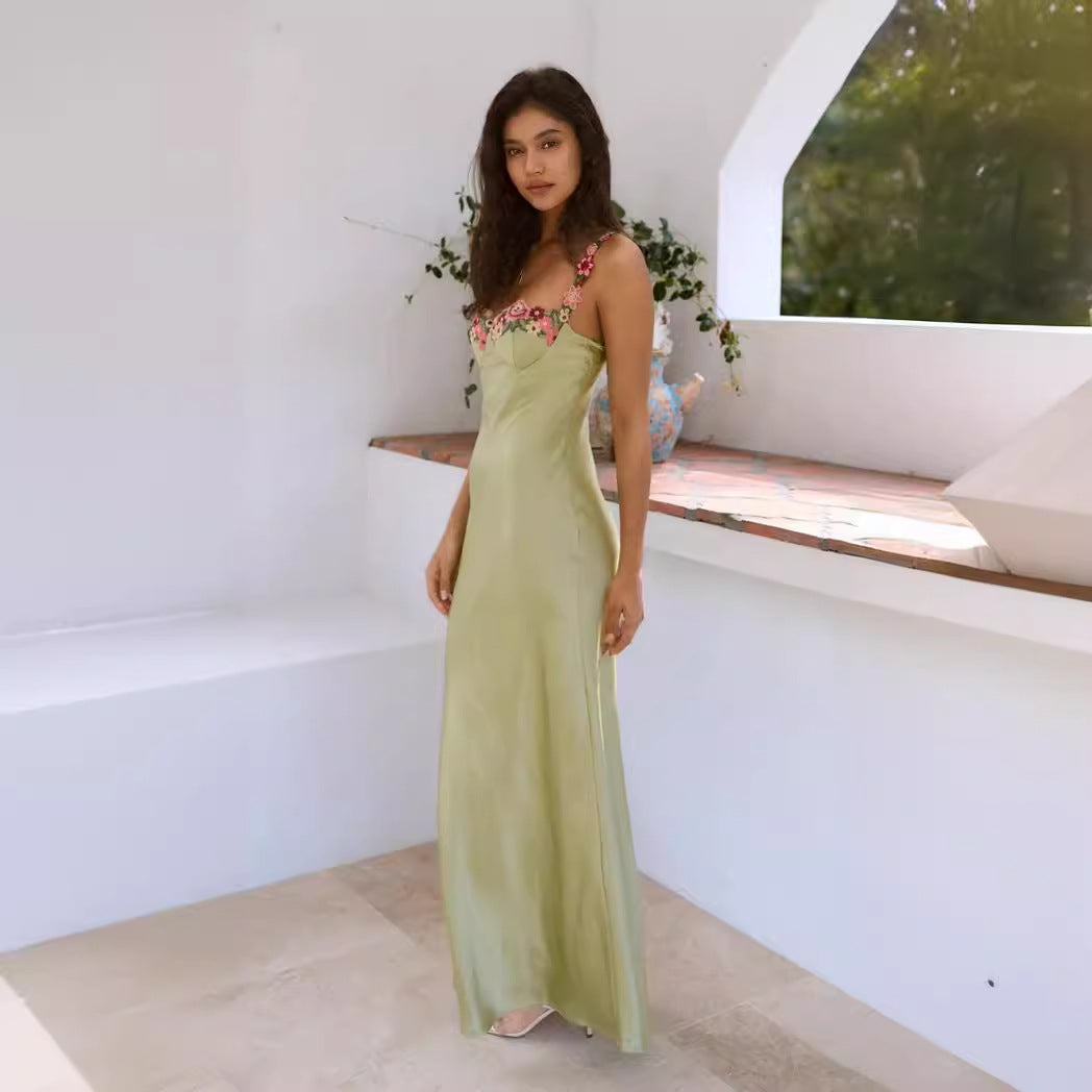 Women’s Long Dress – Satin Slim Fit – Sweetheart Neck – Floral Lace Trim Gown