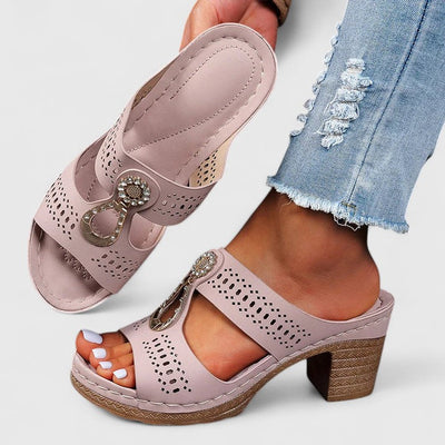 Zaryana™ | Orthopedic Sandals