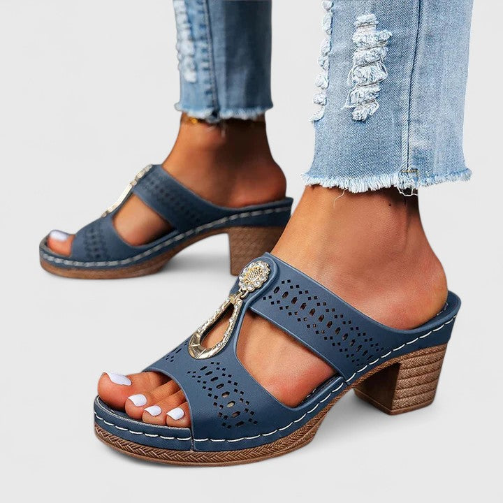 Zaryana™ | Orthopedic Sandals