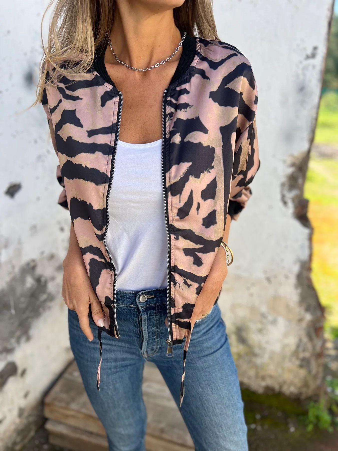 NORTHLINE STUDIO | ANIMAL PRINT BOMBER JACKET