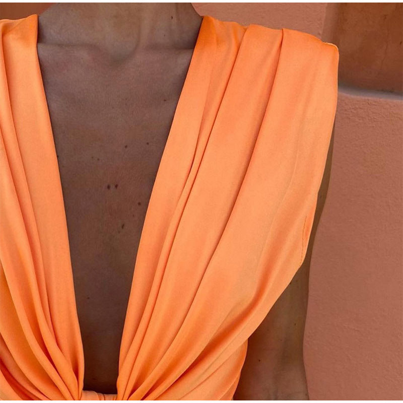 Feera™ | Elegant Party Dress with Deep Neckline