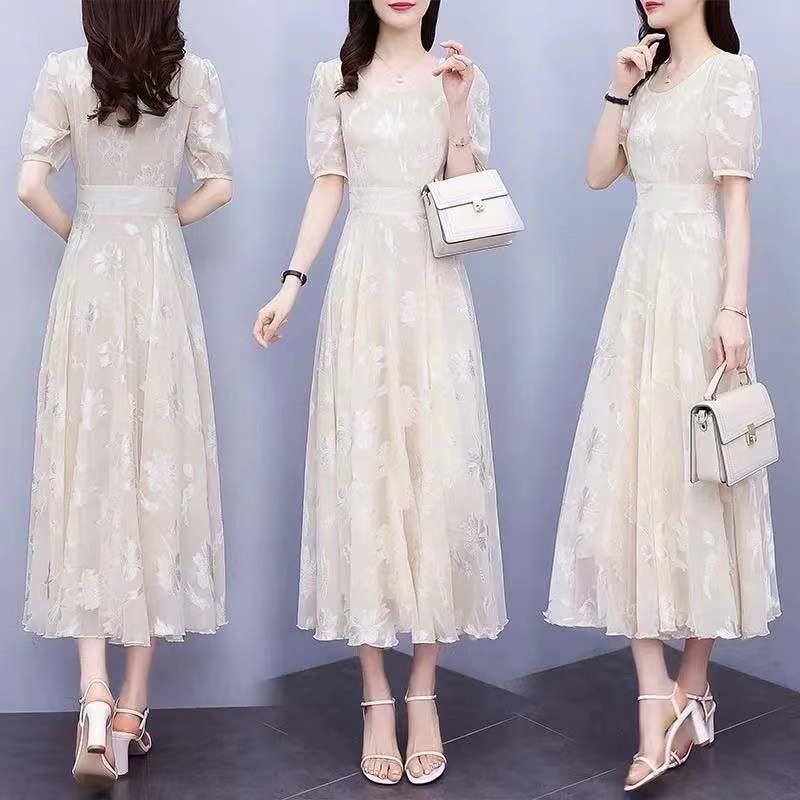 Women's Elegant Midi Dress - Puff Sleeves - Floral Lace Pattern
