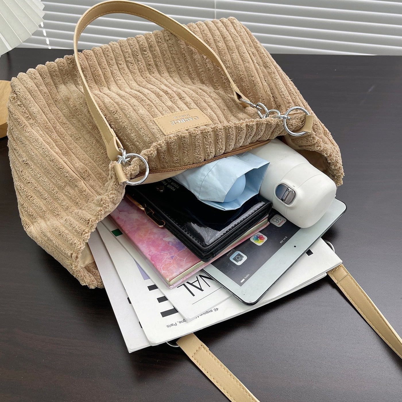 Cory - Stylish Tote Bag