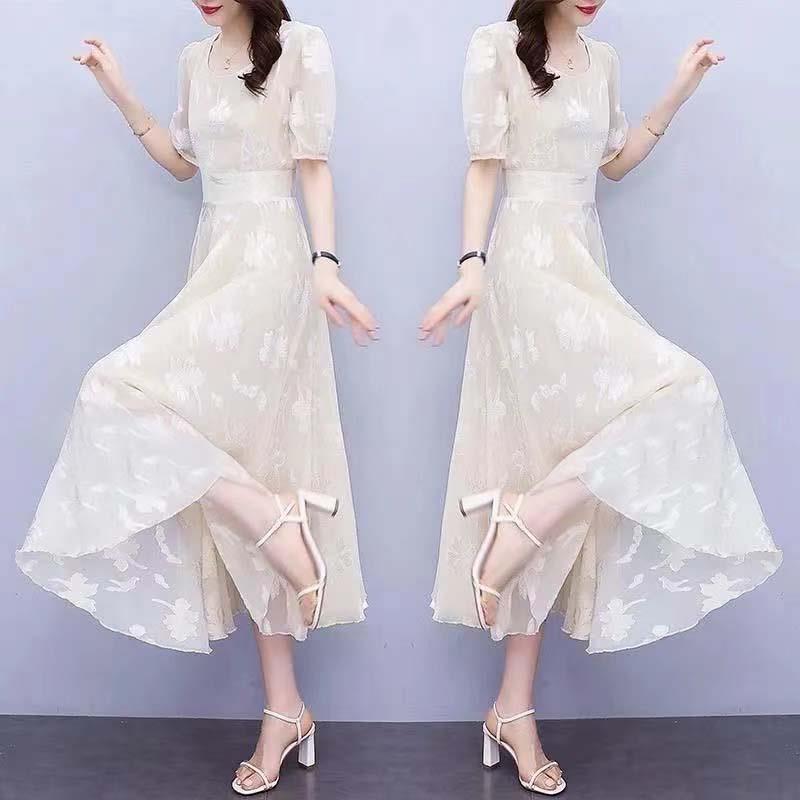 Women's Elegant Midi Dress - Puff Sleeves - Floral Lace Pattern
