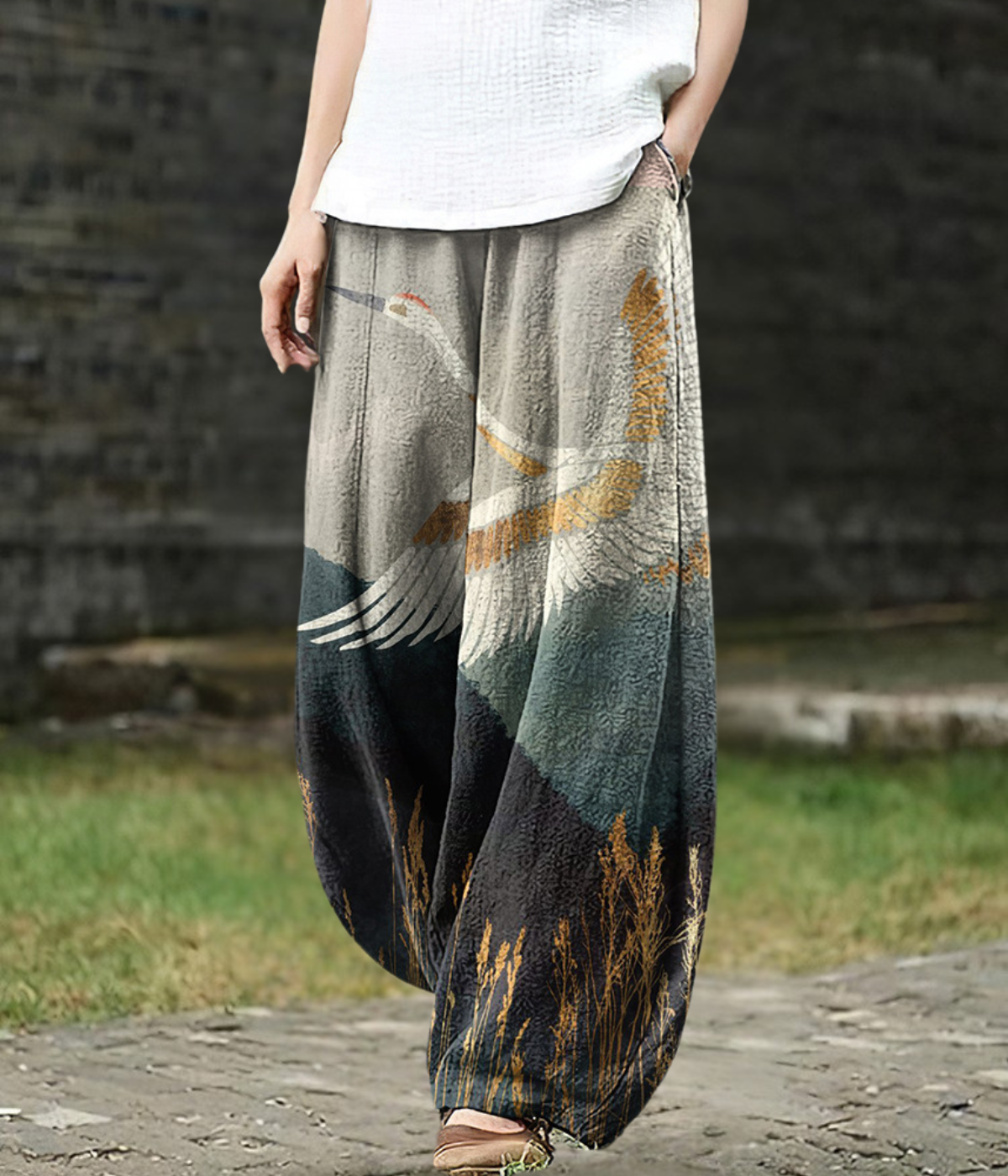 Clara | Wide-Leg Pants with Crane Print
