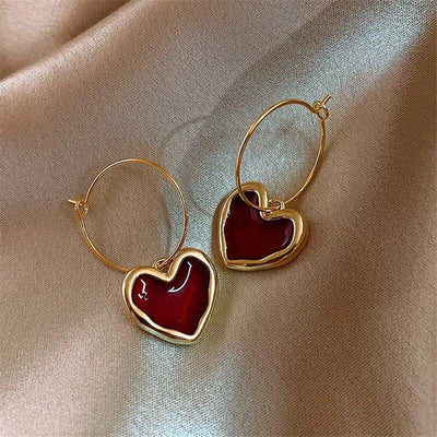 Heart earrings in gold