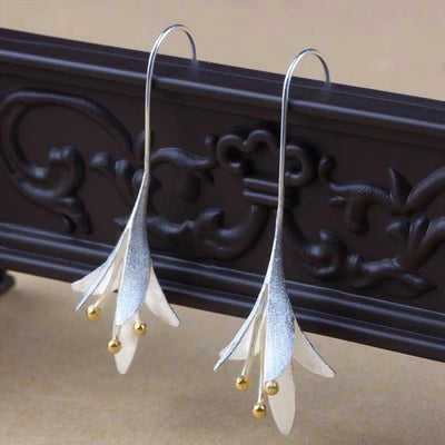Blossom - Silver Flower Earrings