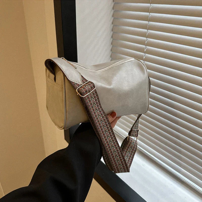 Lyra™ | Vintage Crossbody Bag