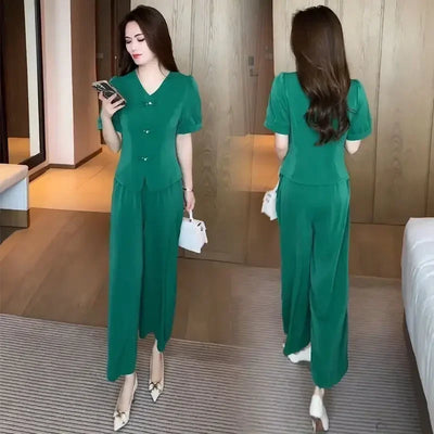 Iris - Trendy Comfy Chic Set