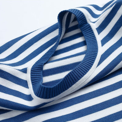 Avencea - Elegant Striped T-Shirt - Lightweight Fabric