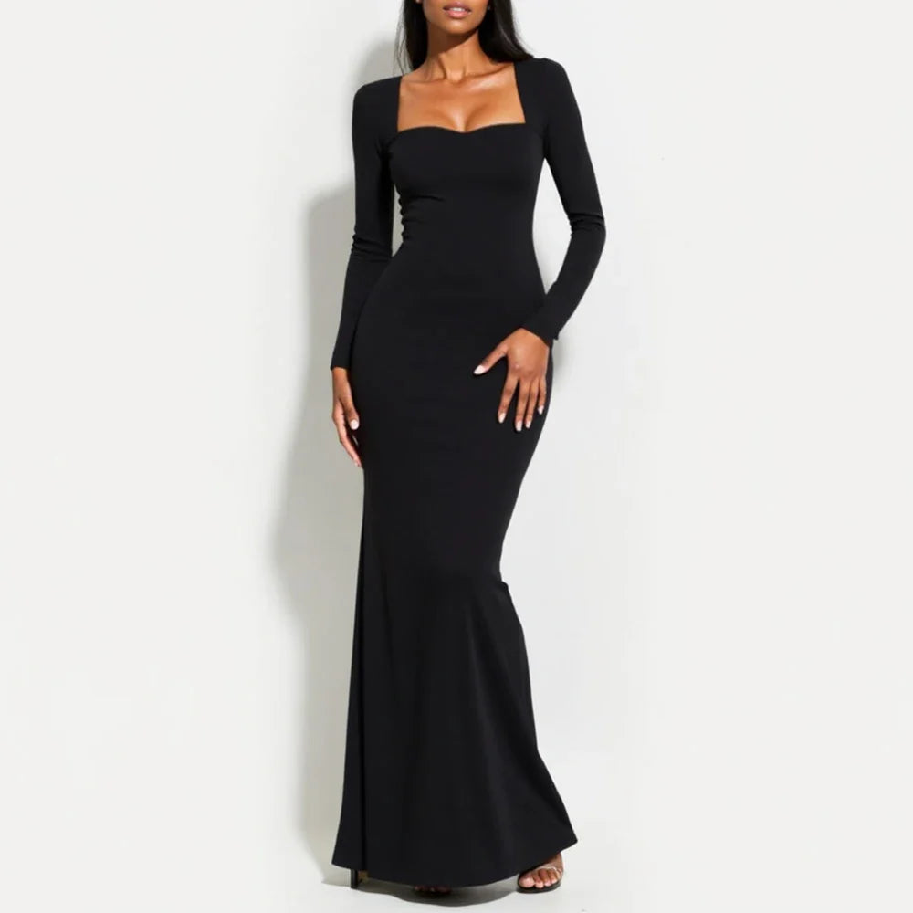 Women’s Evening Gown – Slim Fit – Satin-Like Fabric – Sweetheart Neckline – Long Sleeve