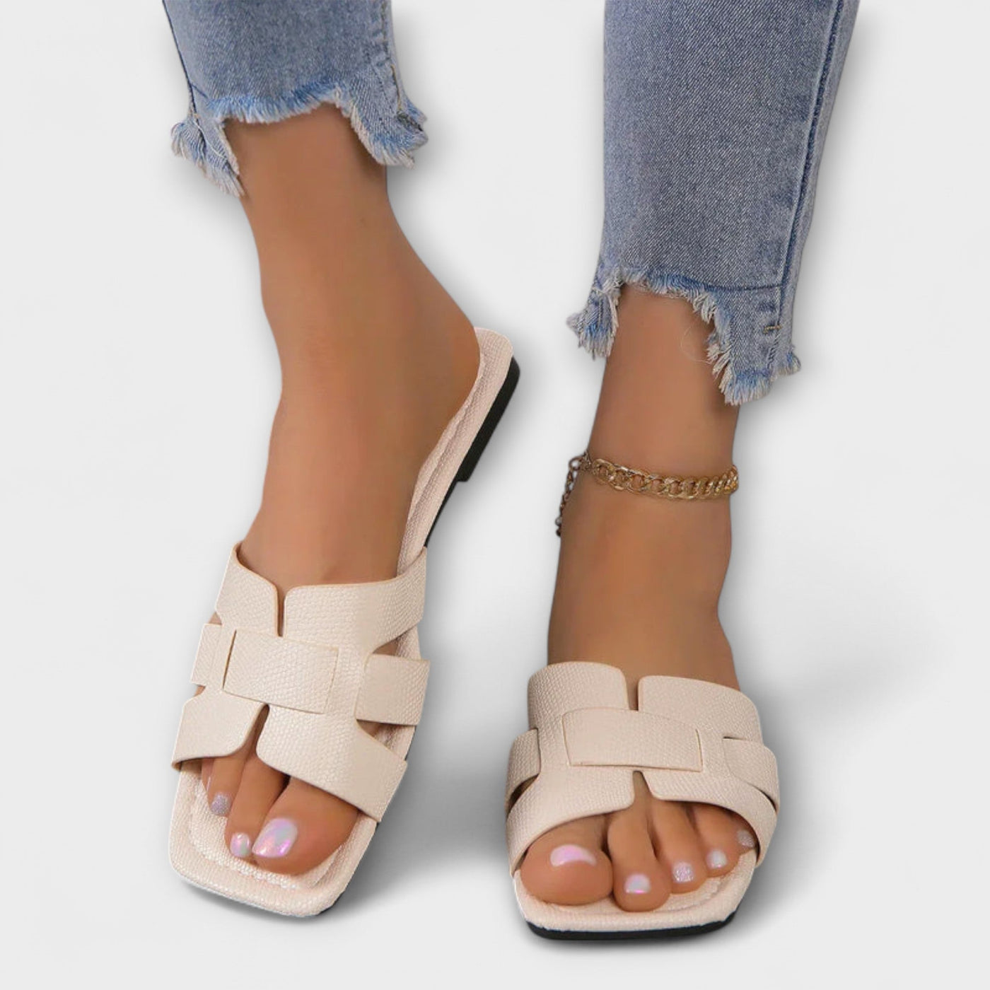 Fiorenya | Sophisticated Sandals