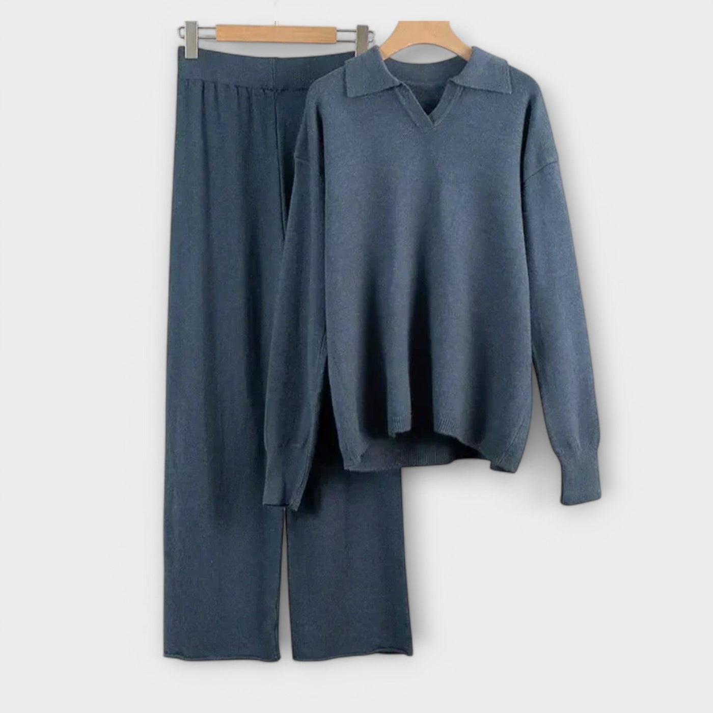 Ladies' knit set with wide pants and loose sweater