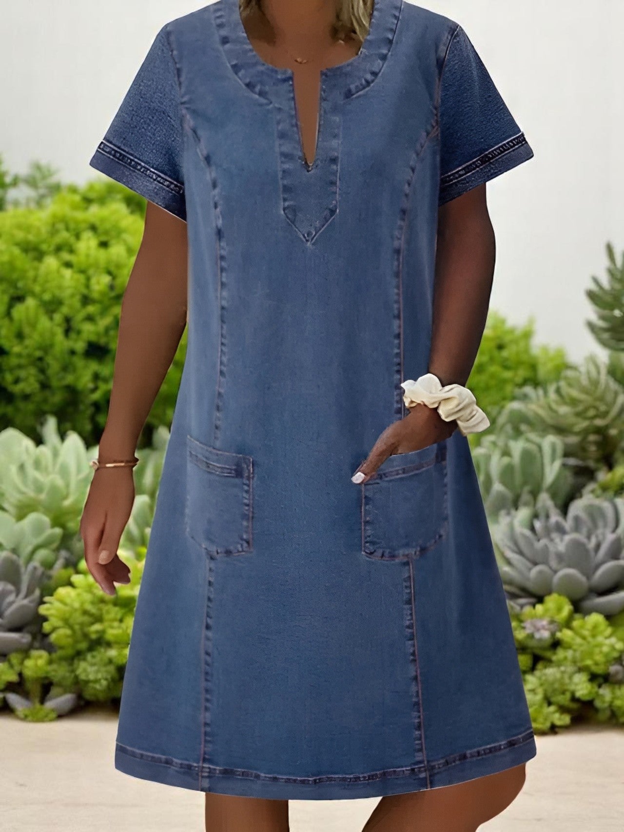 Célia | Soft denim dress with pockets
