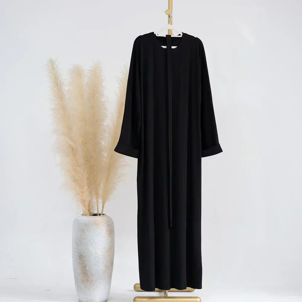 Ariane - Elegant Knitted Abaya with Belt and Side Pockets