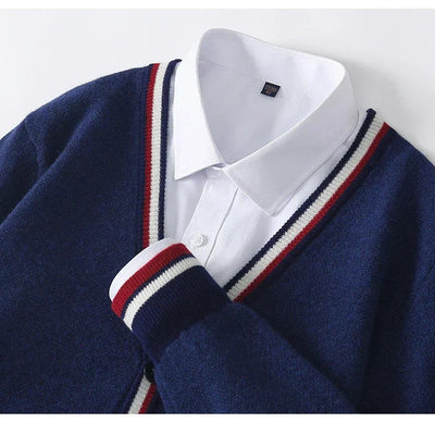 Men’s Cardigan – Wool Blend – Relaxed Fit – V-Neck – Button-Up – Contrasting Trim