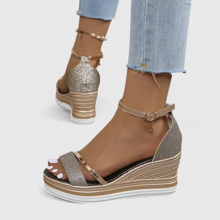 Calyra | Orthopedic Sandals