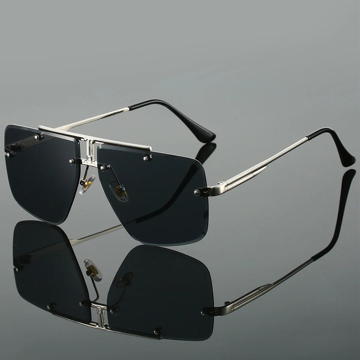 Zari Aviator Sunglasses