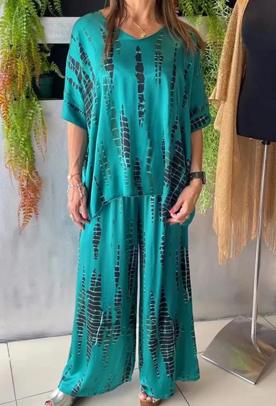 Katy - Comfortable Elegant Two-piece