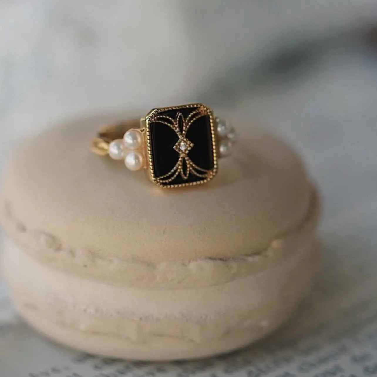 Vintage Luxury Pearl Enamel Rings