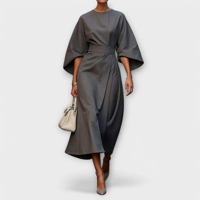 Sonia | Chic Sleeved Shift Dress