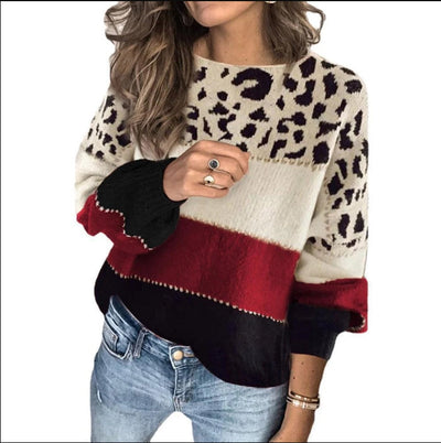 Women’s Knitted Sweater – Relaxed Fit – Wool Blend – Long Sleeve Animal Print