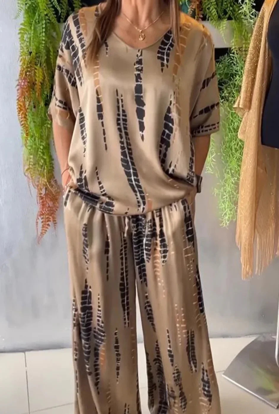 Katy - Comfortable Elegant Two-piece