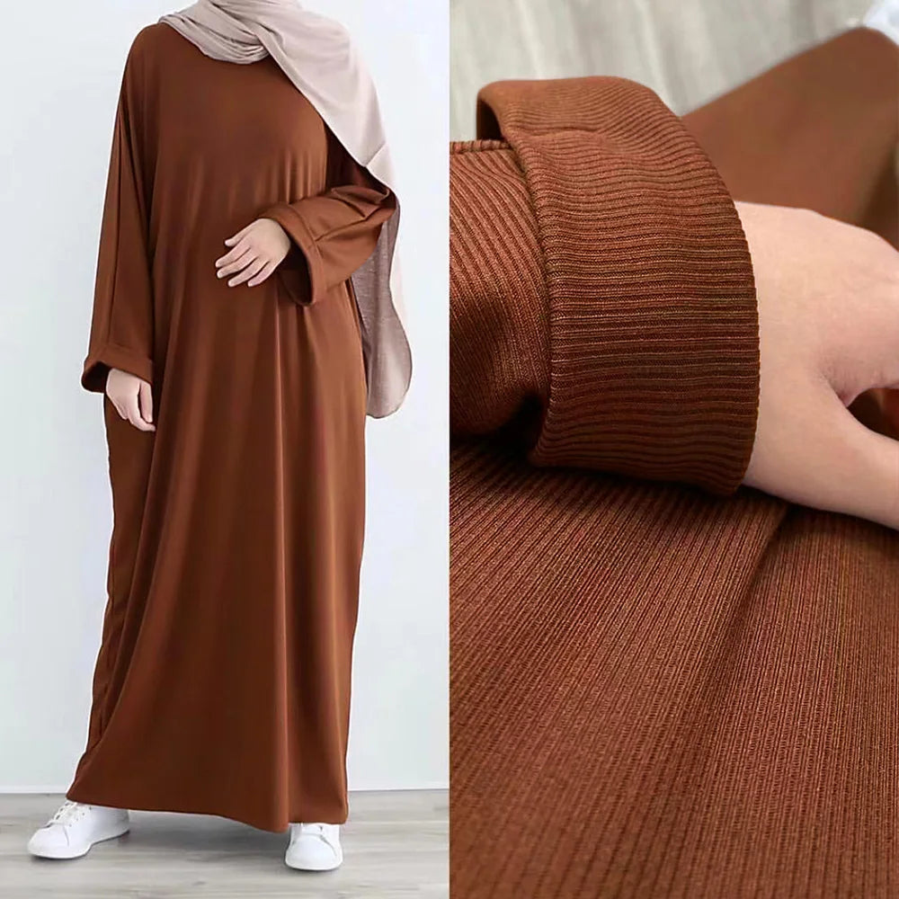 Ariane - Elegant Knitted Abaya with Belt and Side Pockets