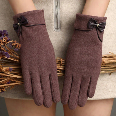 "Velvet Touch" Bow Gloves