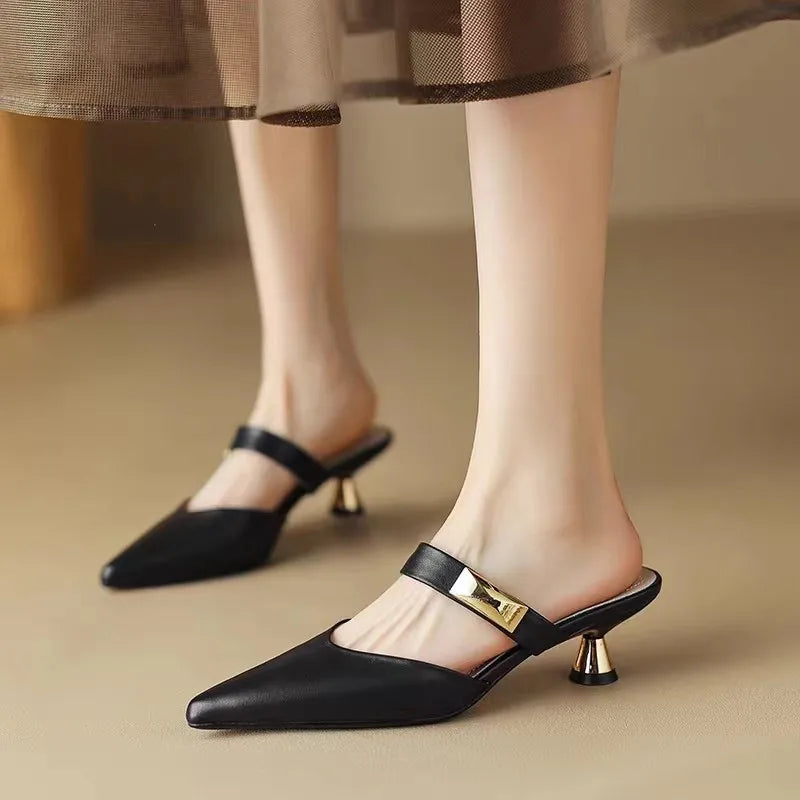 Sophia Kitten Heel Pump