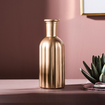 Vinthentic Gold Modern Vases