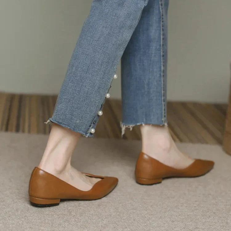 Milara - Pointed Leather Flats