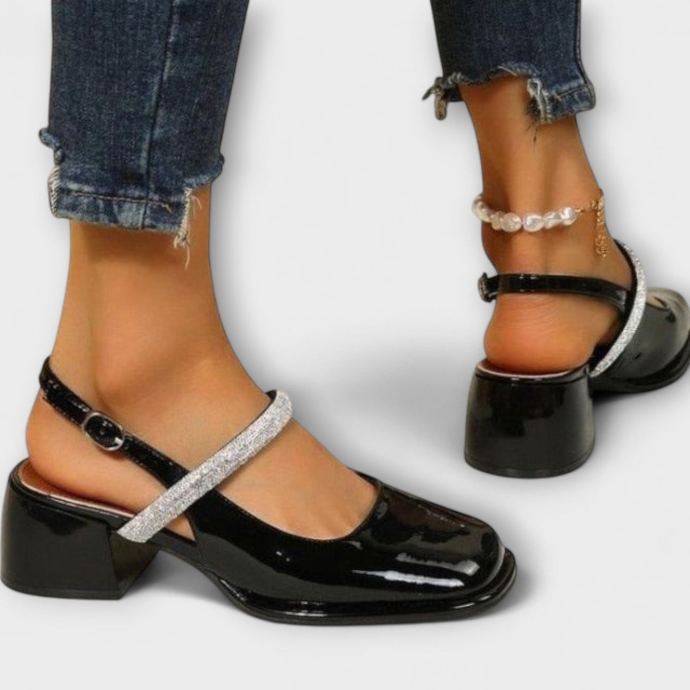 Nhycelle | Orthopedic Sandals