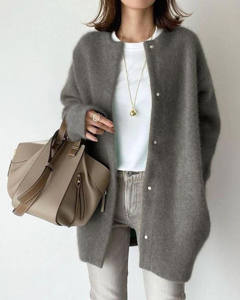 Women’s Cardigan – Oversized Fit – Plush Knit – Button Front – Medium Length Layering