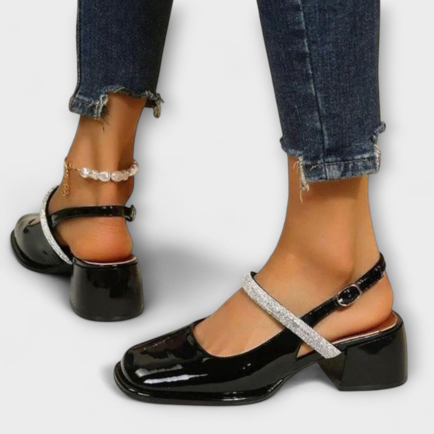 Nhycelle | Orthopedic Sandals