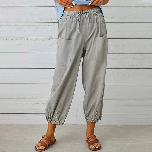 Talia | Black Relaxed Button-Cuff Pants
