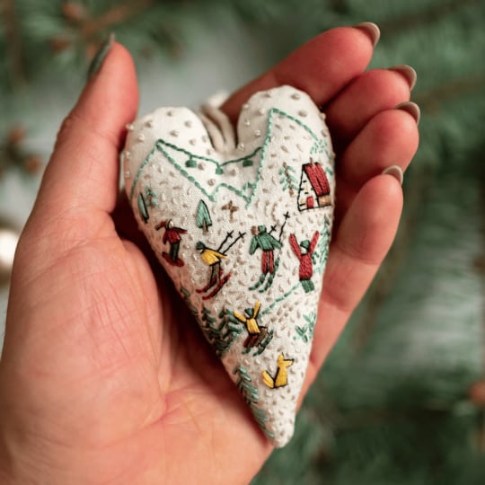 JoyHeart™ Santa Embroidery Kit — Create Heartfelt Holiday Magic with Your Own Hands