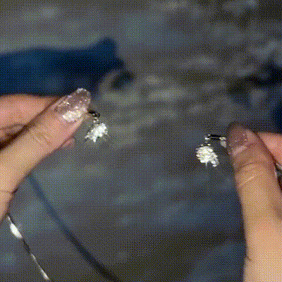 ElysianBond™ Necklace — Ignite Every Room with Unstoppable Confidence and Lasting Elegance