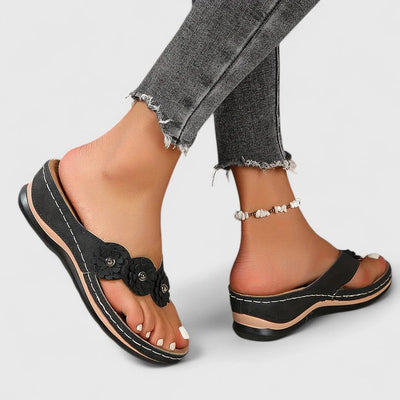 Nyra | Orthopedic Sandals
