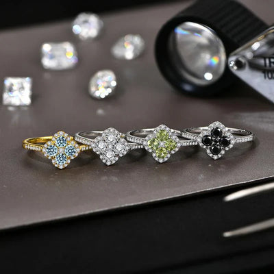 Soraya Clover Ring | White gold 18k