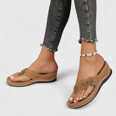 Nyra | Orthopedic Sandals