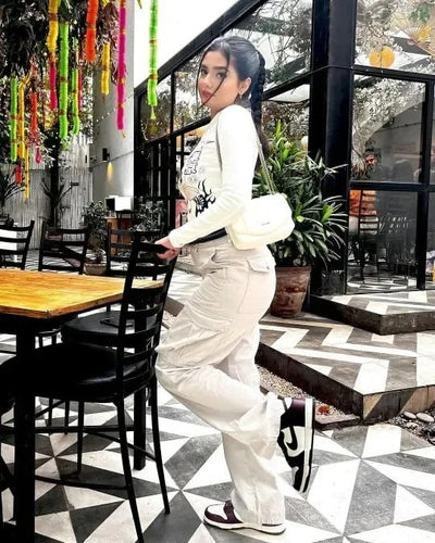 VeloriaEase™ — Feel Fresh, Flawless, and Fierce All Day Long