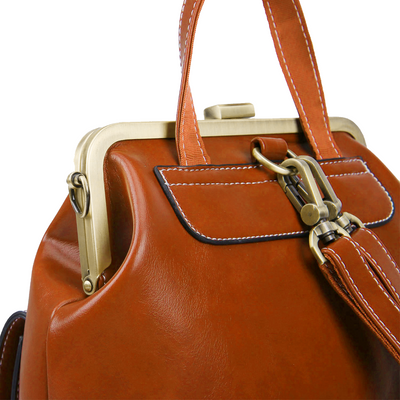 Victoria | Water-Repellent Crossbody Bag by Hannah