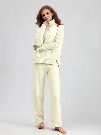 Scarlett™ - Stylish High-neck Pullover Sweater with Loose Pants Set