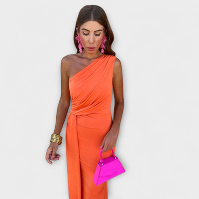 Lia - Elegant Maxi Dress