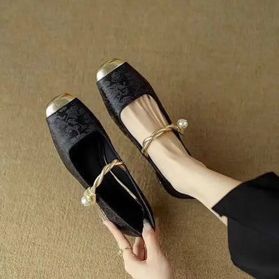 Melisa – Stylish Embroidered Adjustable Sandals